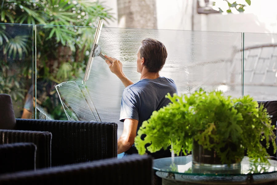 Benefits Of Scheduling Routine Window Washing Service in San Pablo, CA
